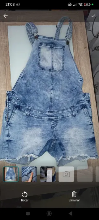 Pantalón corto peto premamá vaquero