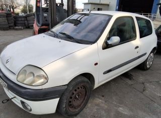 1781714 8200071414 piloto tras der renault clio ii