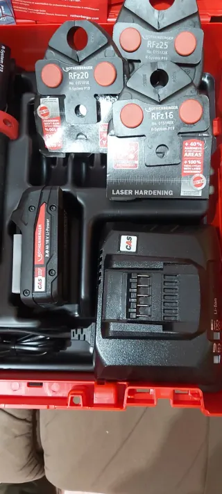 Prensa multicapa ROTHENBERGER ROMAX Compact III