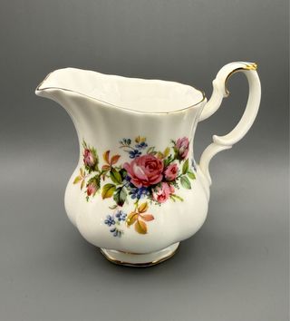 Jarra Moss Rose - Royal Albert