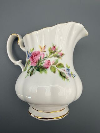 Jarra Moss Rose - Royal Albert