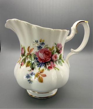 Jarra Moss Rose - Royal Albert