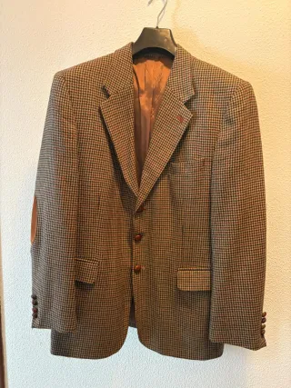 Chaqueta de caballero con coderas