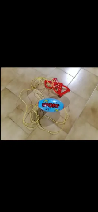 Gioco sport con corda e manici