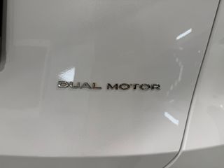 Tesla Model Y Gran Autonomía 4WD