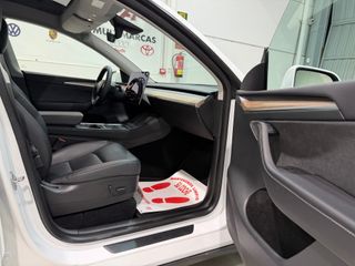 Tesla Model Y Gran Autonomía 4WD