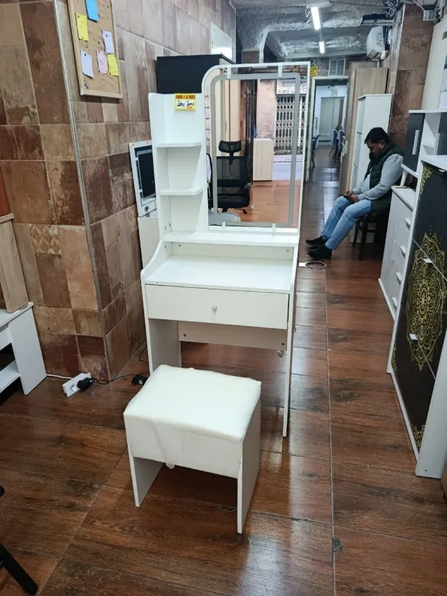 Tocador con luces LED