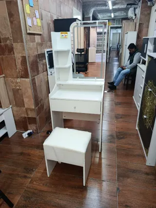 Tocador con luces LED