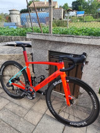 Bicicleta BH G8 Roja