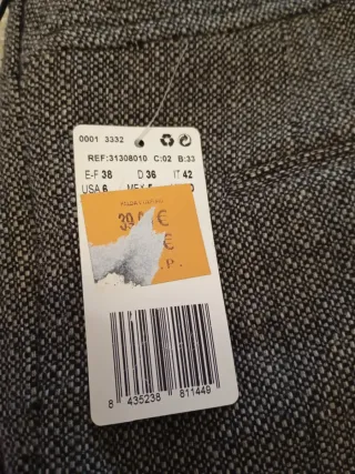 Falda midi gris y negra