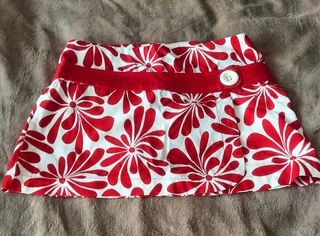 Falda vintage flores roja y blanca