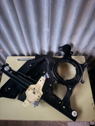 Elevalunas derecho Berlingo