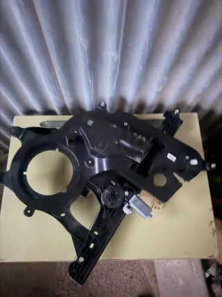 Elevalunas derecho Berlingo