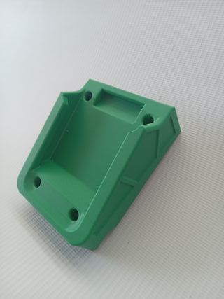 Soporte Pared Batería Makita 18V (Impresión 3D)