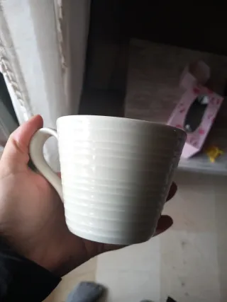 6 Tazas Churchill de porcelana negras y rojas