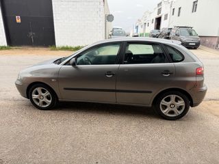 SEAT Ibiza 2004