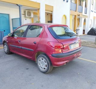 Peugeot 206 1.4 Gasolina – 168.000 km – Sevilla