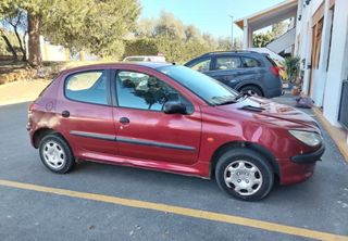Peugeot 206 1.4 Gasolina – 168.000 km – Sevilla