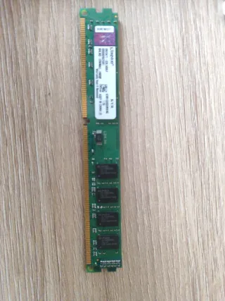 Módulo Memoria Kingston KVR 4GB DDR3