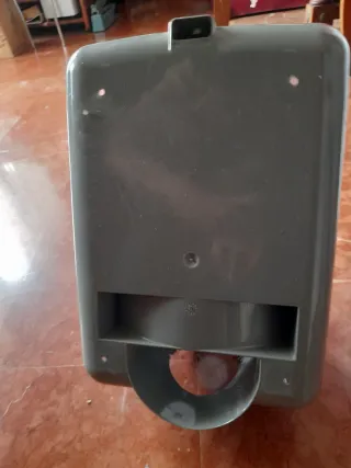 Dispensador de papel para tiendas