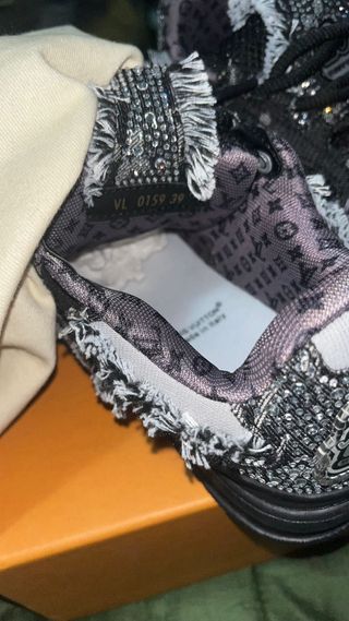 Scarpe LV Skate Nere e Argento