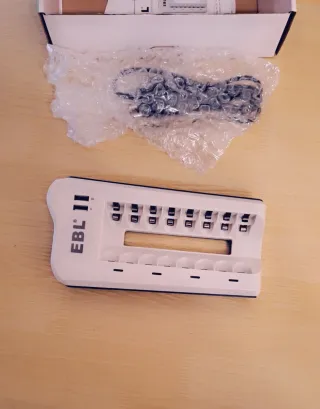 Caricabatterie per batterie AA AAA EBL