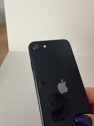 iPhone SE (3.ª generación) 64 GB