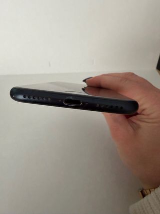 iPhone SE (3.ª generación) 64 GB