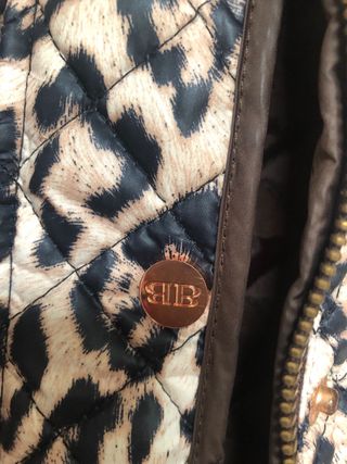 Cazadora acolchada animal print Bearwood