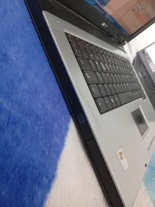 Portátil Acer AMD Windows XP