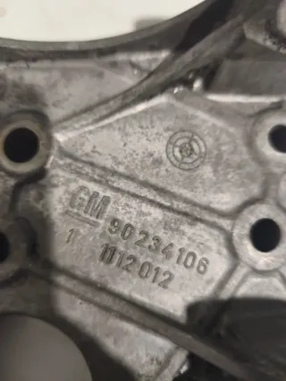 Soporte Bomba Dirección Asistida Kadett GM 9023410