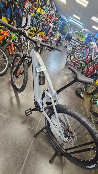 Cube Stereo Hybrid ONE44 PRO 800Wh 2026