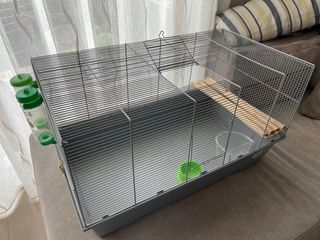 Jaula para roedores gris y verde