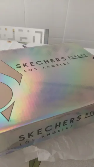 Sandalias Skechers Beige Mujer