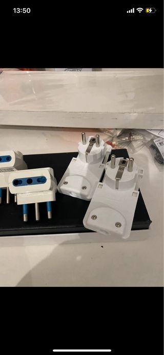 5 Adattatori Universali Bianchi