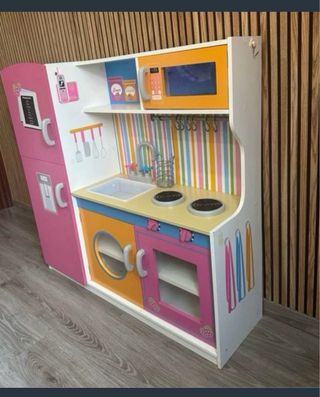 Cocinita de madera infantil