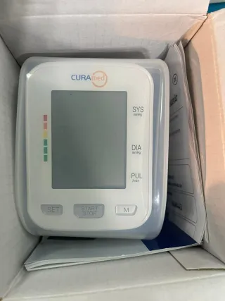 16 Misuratori Pressione Sanguigna da polso