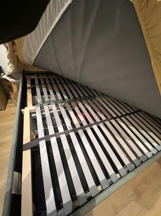 Cama Tallassen Ikea 135cm + Colchón (semi-nuevo)