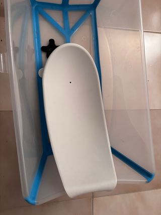 Bañera Stokke con asiento y tapón