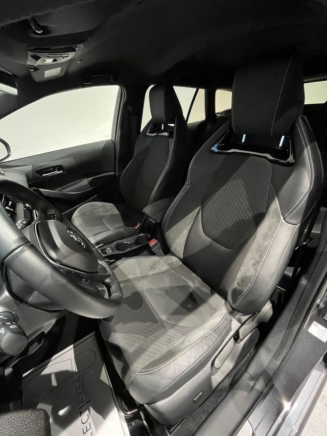 TOYOTA Corolla 1.8 140H Style Touring Sport - 2025