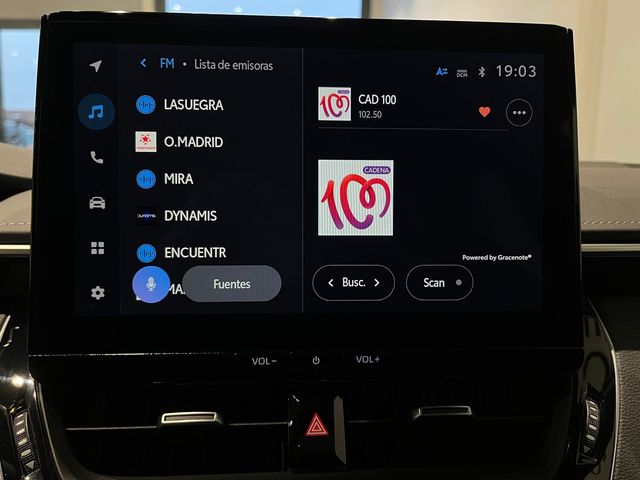 TOYOTA Corolla 1.8 140H Style Touring Sport - 2025