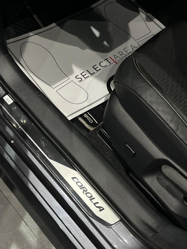 TOYOTA Corolla 1.8 140H Style Touring Sport - 2025