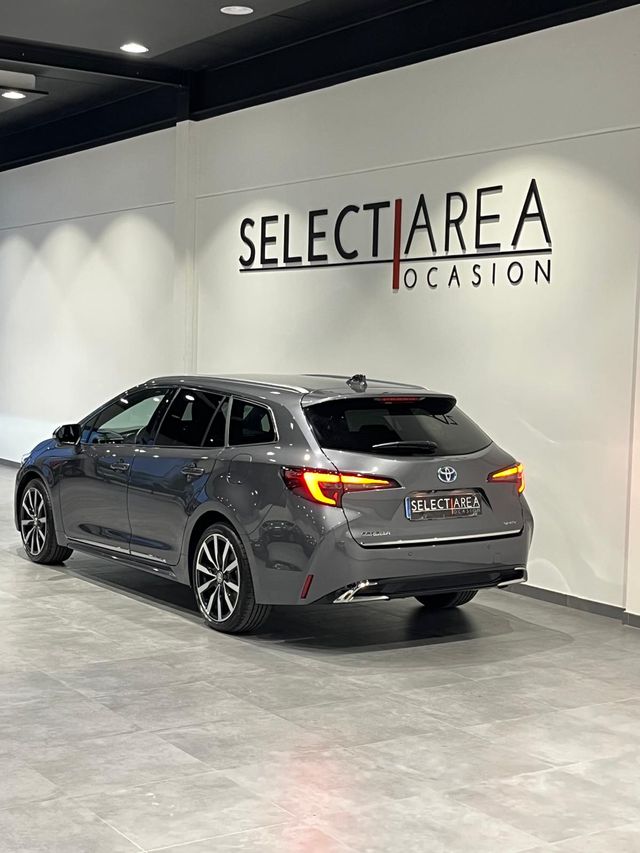 TOYOTA Corolla 1.8 140H Style Touring Sport - 2025
