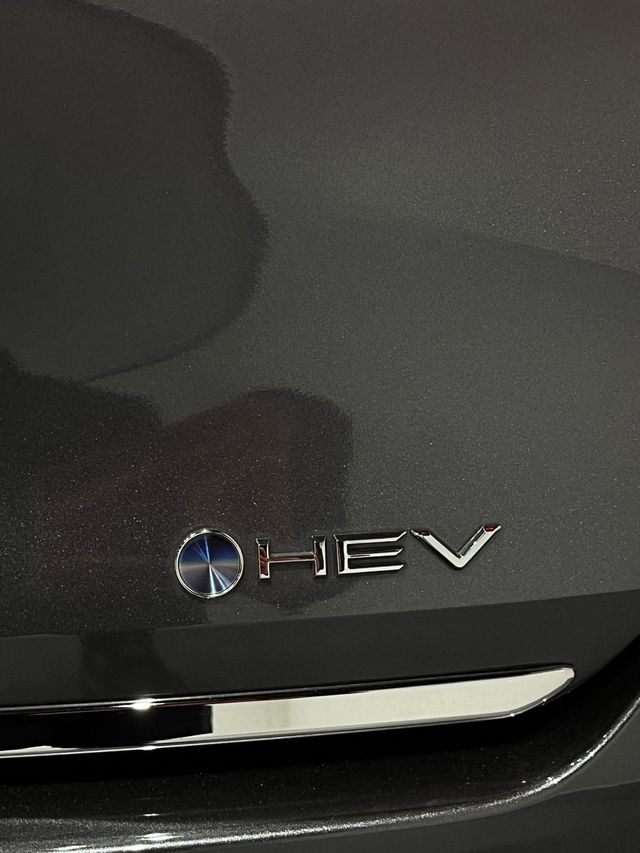 TOYOTA Corolla 1.8 140H Style Touring Sport - 2025