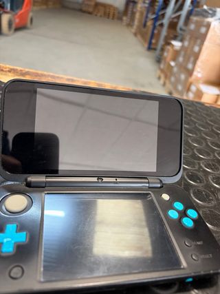 Nintendo 2DS XL Nero e Blu