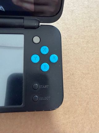 Nintendo 2DS XL Nero e Blu