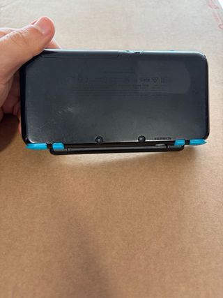 Nintendo 2DS XL Nero e Blu