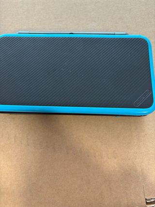 Nintendo 2DS XL Nero e Blu