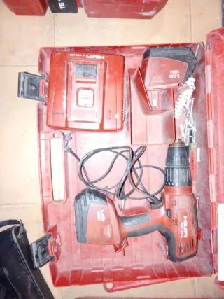 Atornillador Hilti SFH 151-A con 2 baterías