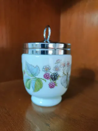 Coddler vintage per uova con coperchio